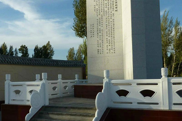 扇形河堤護(hù)欄